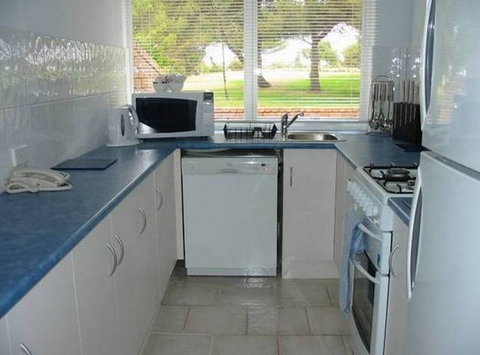 Lake Shore Apartment - Accommodation VIC 3