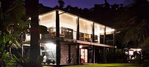 Misty Mountains Tropical Rainforest Romantic Retreat - Accommodation VIC 9