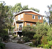 Piners Loft - The - Accommodation VIC