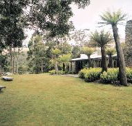 Tullah Lakeside Lodge - Accommodation VIC