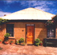 Hamilton's Cottage Collection and Country Gardens - Victorias Cottage - Accommodation VIC