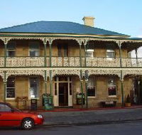 Richmond Arms Hotel - The - Accommodation VIC