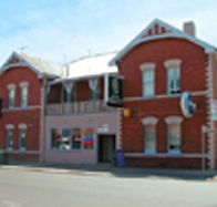 Mackey's Royal Hotel - Accommodation VIC