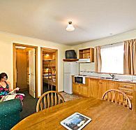Leisureville Caravan Park - Accommodation VIC