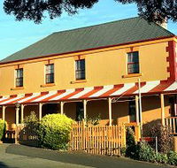 Meredith House And Mews - Accommodation VIC