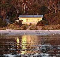 Harpers on the Beach - Accommodation VIC