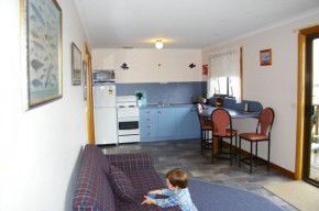 Arthur River Sunset Seaview Villas - Accommodation VIC 1