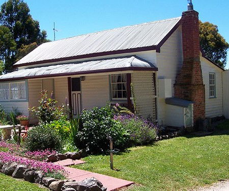 Hurlfield Farm Cottage - Accommodation VIC 2