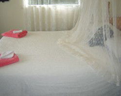 Leafmoor Cottage - Accommodation VIC 2