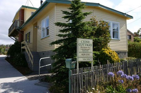 Cedar Cottages Blackmans Bay - Accommodation VIC 2
