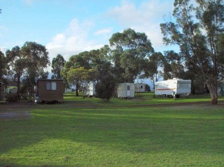Richmond Cabin & Tourist Park - Accommodation VIC 1