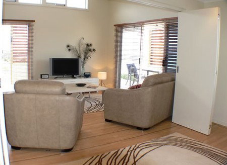 Paradise House - Accommodation VIC 3