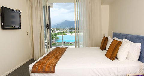 Park Regis City Quays - Accommodation VIC 2