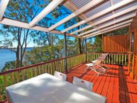 Weyba Downs QLD Accommodation VIC