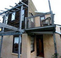 Pamela's Beach House  Studio - Accommodation VIC