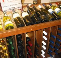 Warrenmang Vineyard  Resort - Accommodation VIC