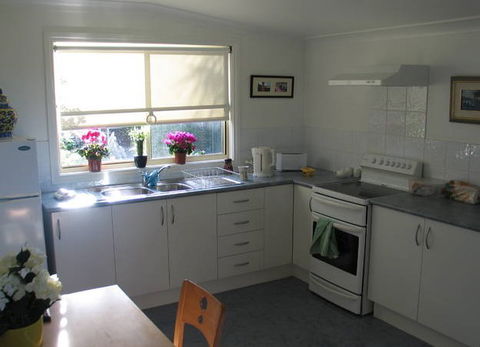 The Lodge - Far Meadow - Accommodation VIC 4
