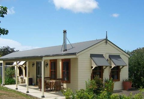 Hillcrest Cottage - Accommodation VIC 1
