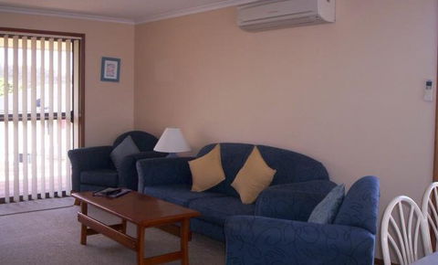 AnchorBell Holiday Apartments - Accommodation VIC 5