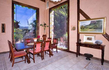 Castle On The Hill Bed And Breakfast - Accommodation VIC 0