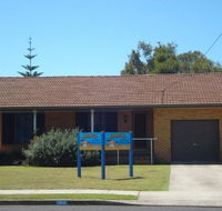 Aunty Mels Dog Friendly Holiday Cottage - Accommodation VIC