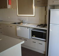 Bowlo Holiday Cabins - Accommodation VIC