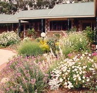 Red Gum Lagoon Cottages - Accommodation VIC