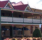 Royal Hotel Cooma - Accommodation VIC