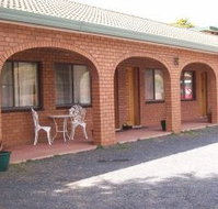 Cooma Country Club Motor Inn - Accommodation VIC