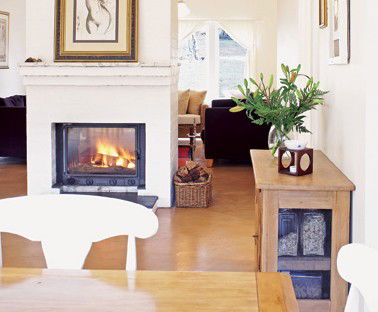 Andreas White House - Accommodation VIC 3