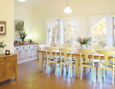 Andreas White House - Accommodation VIC 4