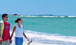 Aqualuna Beach Resort - Accommodation VIC 3