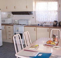Azalea Cottage - Accommodation VIC