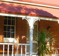 Araluen Old Courthouse Bed and Breakfast - Accommodation VIC