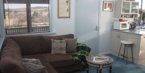 Clyde Cottage - Accommodation VIC 2