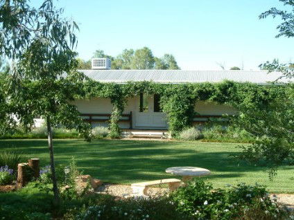 Wilga Park Cottage - Accommodation VIC 0