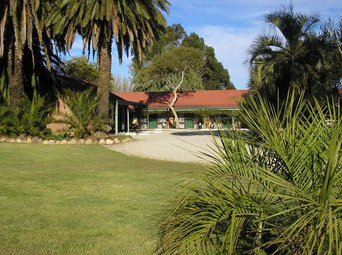 Holbrook NSW Accommodation VIC