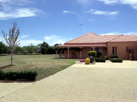 Fairways Bed And Breakfast At Jerilderie - Accommodation VIC 0