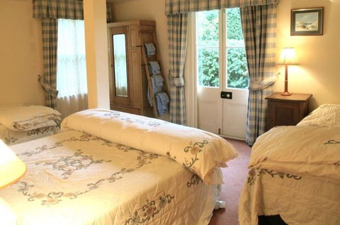 Capers Guesthouse And Cottage - Accommodation VIC 0
