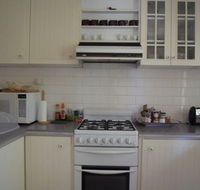 Chimney Cottage - Accommodation VIC
