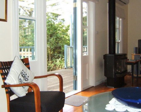 AppleBlossom Cottage - Accommodation VIC 2