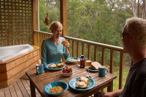Bingle Tree Retreat - Accommodation VIC 4