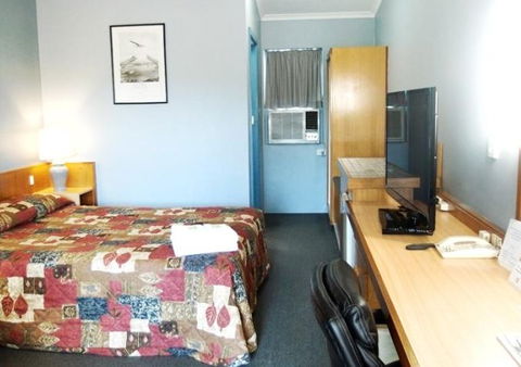 Best Western Gosford Motor Inn - Accommodation VIC 3