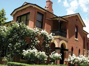 Amazing Country Escapes - Bishops Court Estate Boutique Hotel - Accommodation VIC 1