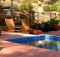 Amazing Country Escapes - Wombadah Guesthouse - Accommodation VIC
