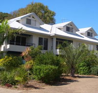 Moore Park Beach Villas on the Beach - Accommodation VIC