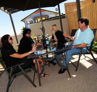 Gladstone Heights Executive Apartments - Accommodation VIC