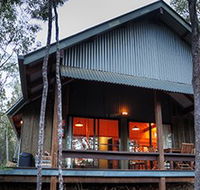 Girraween Environmental Lodge - Accommodation VIC