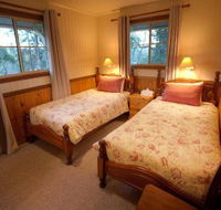 Accommodation Creek Cottages - Accommodation VIC