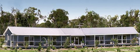 Rovers Rest Guesthouse And Studio Units - Accommodation VIC 2